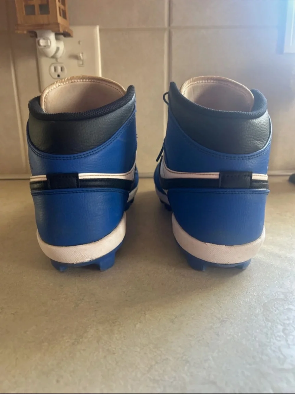 Nike Air Jordan 1 retro baseball cleats